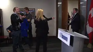Toronto journalist gets caught doing his impression of Mayor Tory