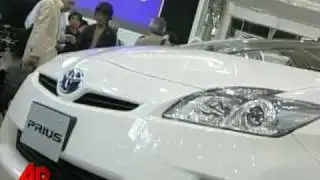 Toyota Admits Design Problems With Prius Brakes