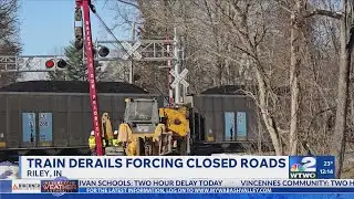 Train derails near Riley closing several roads