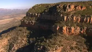 Two found dead in SA after suspected climbing accident