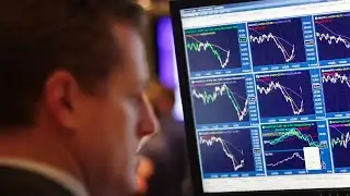 US stocks close slightly lower in holiday-thin trade | REUTERS