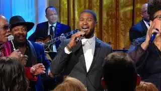 Usher Gets Barack and Michelle on Their Feet!