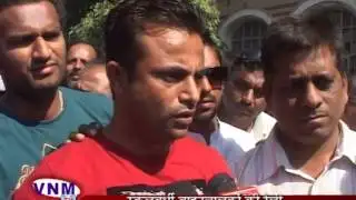 VNM HEADLINE   Auto Rickshaw And Van Driver