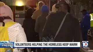 Volunteers help South Florida homeless keep warm