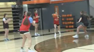 Washington girls start hoops practice
