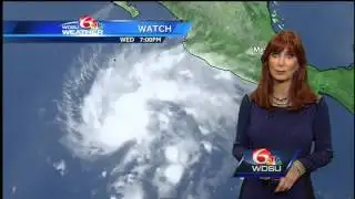 Wednesday Overnight: Mild and breezy Thanksgiving