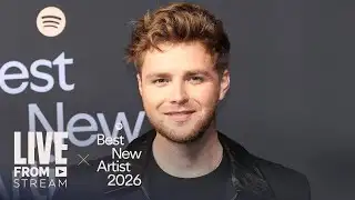 Why Alex Warren Says Ed Sheeran Stopped Answering His Emails | E! News