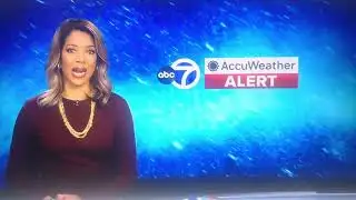 WLS ABC 7 Eyewitness News at 10pm Saturday open November 8, 2025