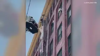 Workers rescued in Cleveland after scaffolding collapse: Watch