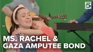 YouTube Star Ms  Rachel Sings with 3 Year Old Double Amputee From Gaza